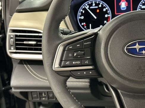 Certified 2025 Subaru Outback Limited image 9