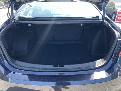 Used 2022 Chevrolet Malibu LS FWD image 17