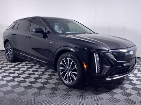 Certified 2024 Cadillac Lyriq Sport AWD/4WD image 20