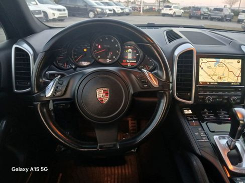 Used 2011 Porsche Cayenne image 26