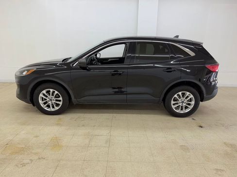 Used 2022 Ford Escape SE w/ Convenience Package image 2