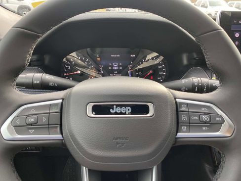 New 2026 Jeep Compass Limited image 11