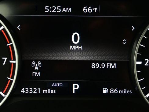 Used 2024 Nissan Rogue SV AWD/4WD image 28