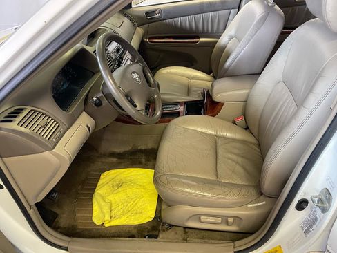 Used 2003 Toyota Camry XLE FWD image 22