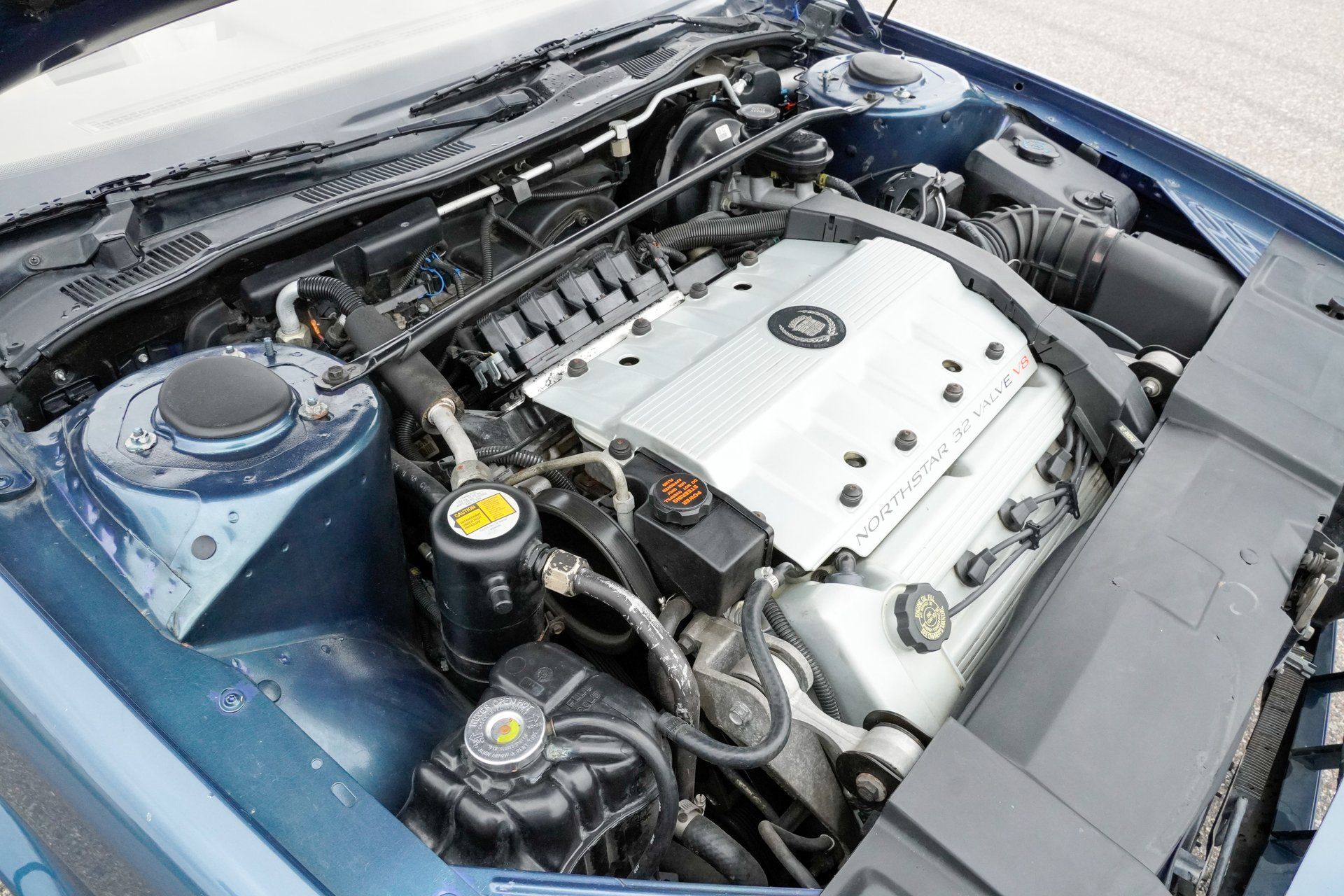 Used 1993 Cadillac Allante FWD image 19