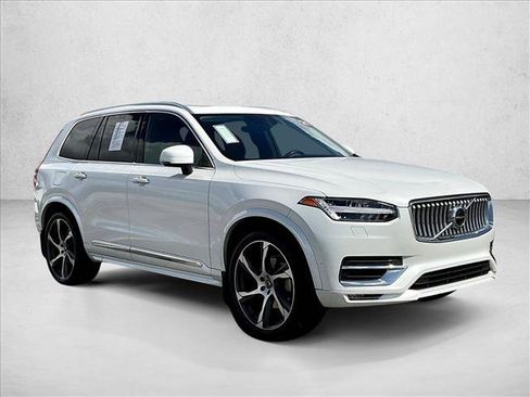 Used 2021 Volvo XC90 T6 Inscription w/ Lounge Package AWD/4WD image 12