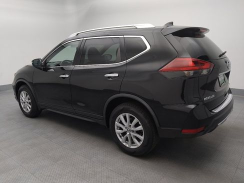 Used 2018 Nissan Rogue SV AWD/4WD image 3