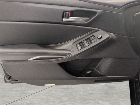 Used 2022 Toyota Avalon XSE FWD image 26