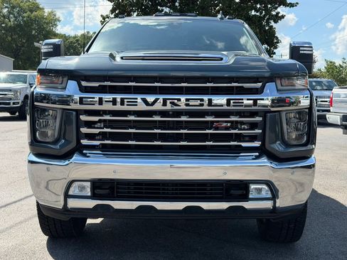 Used 2020 Chevrolet Silverado 3500 LTZ w/ LTZ Plus Package AWD/4WD image 9