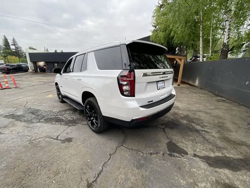 Used 2023 Chevrolet Tahoe LT w/ Luxury Package image 4