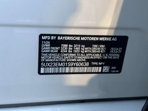 Certified 2025 BMW X7 xDrive40i w/ Premium Package image 23