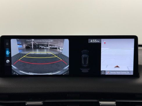 Used 2025 Genesis GV70 2.5T w/ Select Package image 30