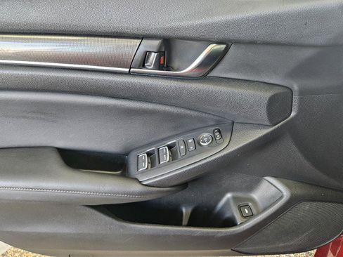 Used 2020 Honda Accord Sport image 29