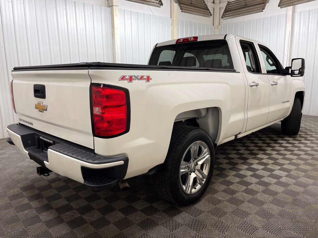 Used 2017 Chevrolet Silverado 1500 Custom w/ Custom Convenience Package AWD/4WD image 40