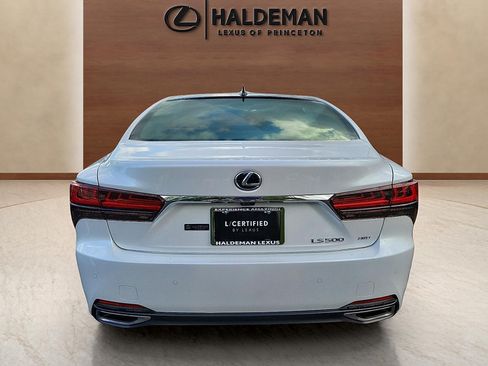 Used 2022 Lexus LS 500 AWD w/ Luxury Package image 5