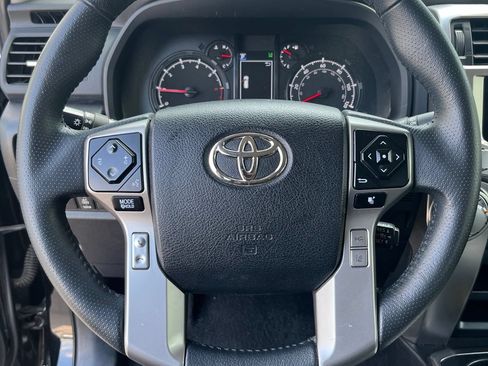 Used 2024 Toyota 4Runner SR5 RWD image 19