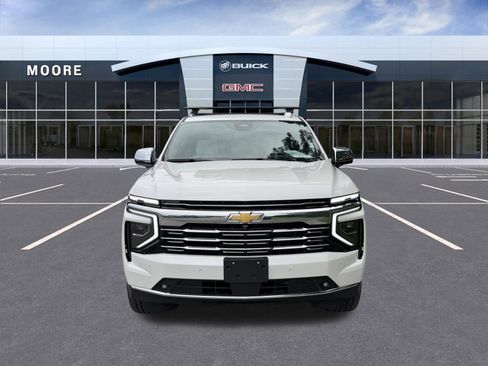 Used 2025 Chevrolet Tahoe Premier AWD/4WD image 7