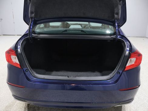 Used 2019 Honda Accord EX image 20