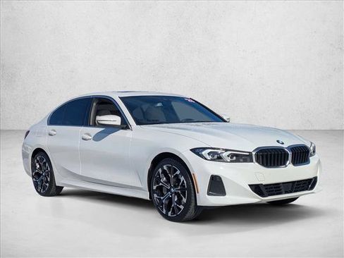 Used 2025 BMW 330i Sedan w/ Convenience Package image 3