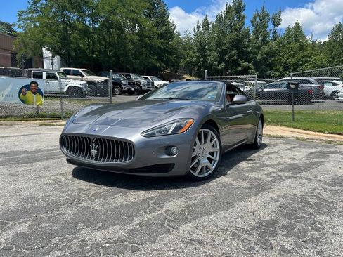 Used 2013 Maserati GranTurismo Convertible RWD image 2