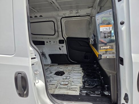Used 2019 RAM ProMaster City Tradesman FWD image 15