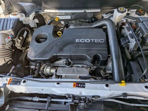 Used 2022 Chevrolet Equinox LT image 12