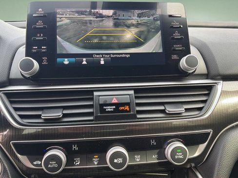 Used 2021 Honda Accord Sport image 27