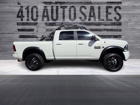 Used 2018 RAM 2500 Laramie w/ Sport Appearance Group AWD/4WD image 2