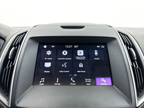 Used 2019 Ford Edge SEL w/ Equipment Group 201A AWD/4WD image 17