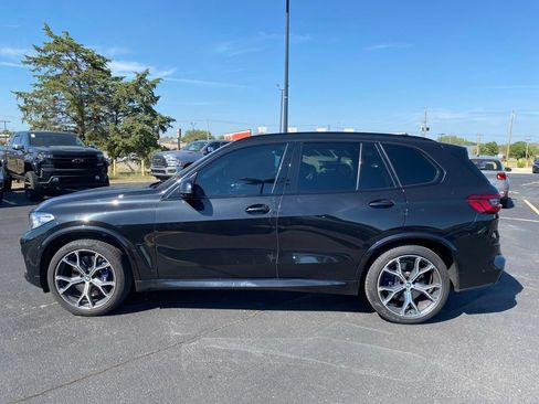 Used 2019 BMW X5 xDrive50i w/ M Sport Package AWD/4WD image 3