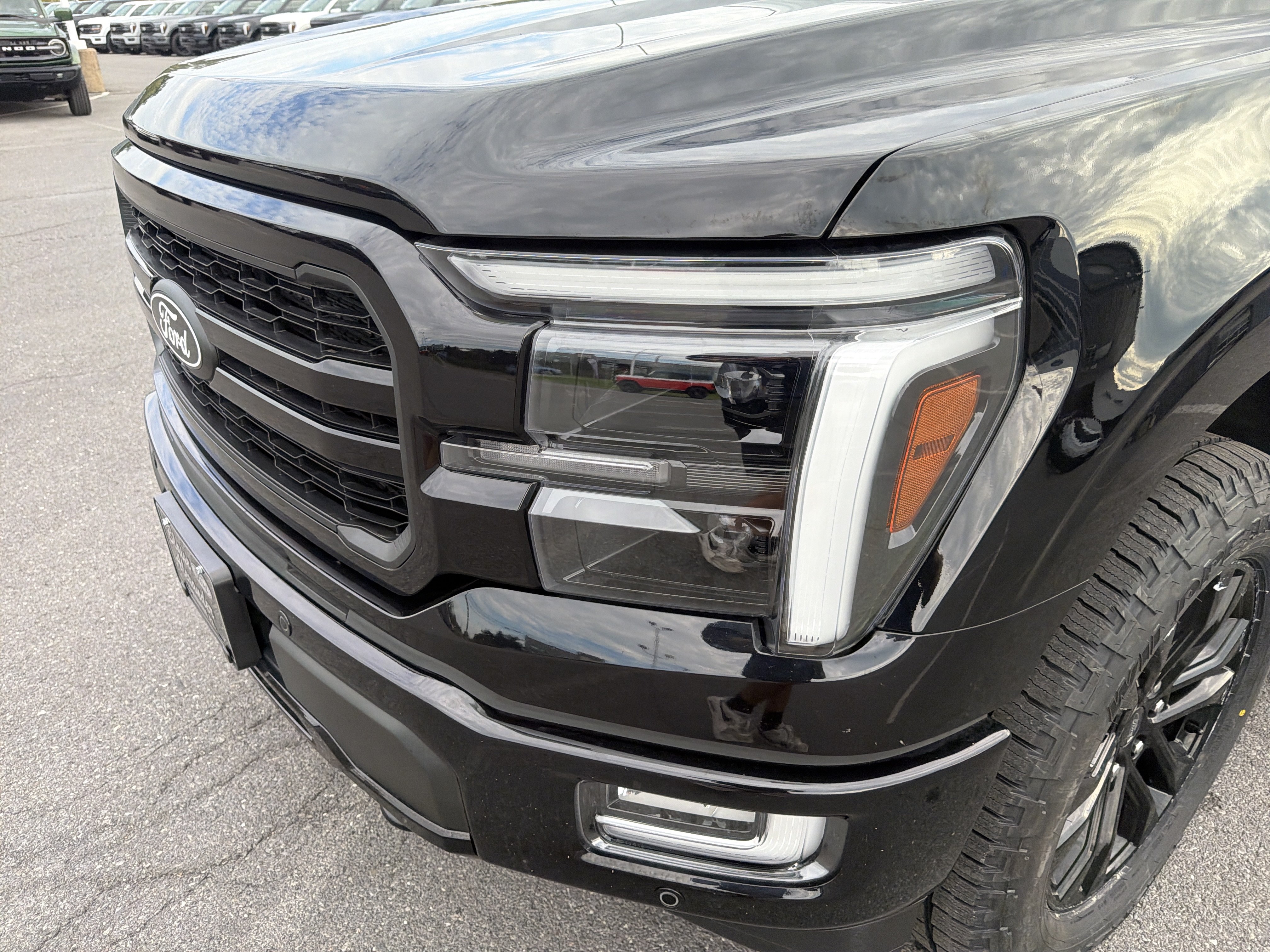 Used 2024 Ford F150 Lariat w/ Equipment Group 502A High AWD/4WD image 10