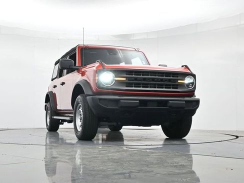 Certified 2023 Ford Bronco 4-Door AWD/4WD image 31