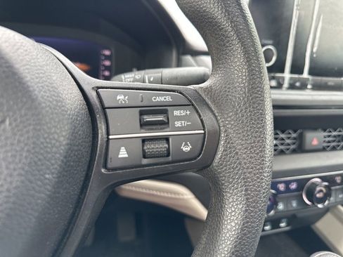 Used 2025 Honda Accord SE image 23