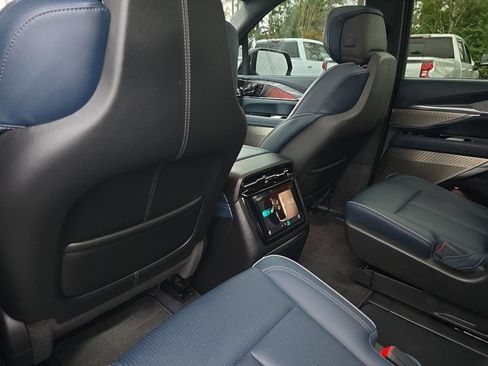 Used 2025 Cadillac Escalade IQ Sport 2 image 20