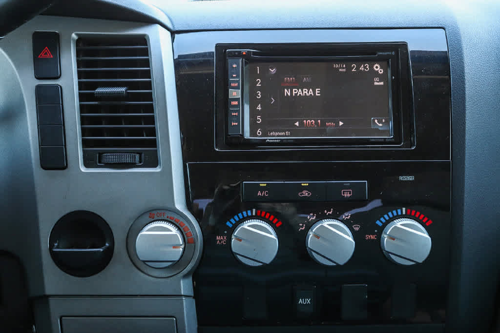 Used 2009 Toyota Tundra 2WD CrewMax w/ Tow Pkg image 13