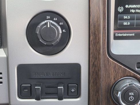 Used 2014 Ford F150 Lariat w/ Equipment Group 502A Luxury image 13