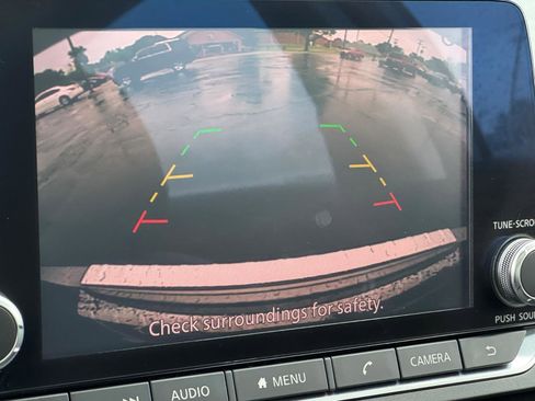 Used 2019 Nissan Altima 2.5 SV FWD image 16