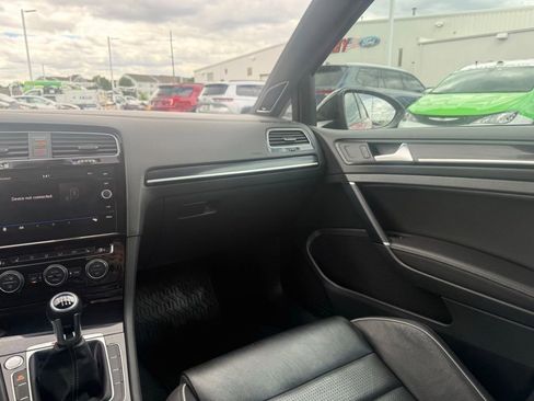 Used 2019 Volkswagen Golf R 4-Door AWD/4WD image 34
