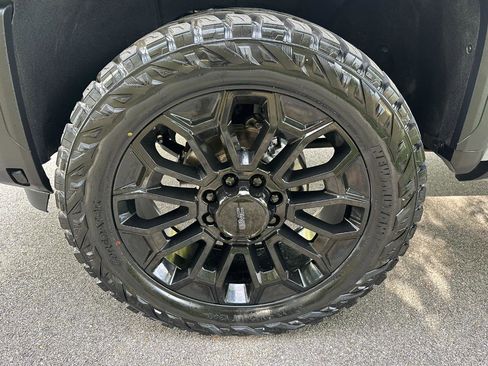 Used 2024 GMC Sierra 2500 AT4 w/ AT4 Premium Plus Package image 54