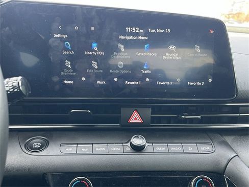 Certified 2025 Hyundai Elantra SEL image 14