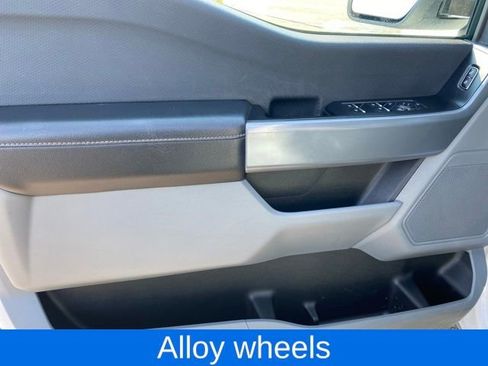 Used 2023 Ford F150 XLT w/ Trailer Tow Package image 17