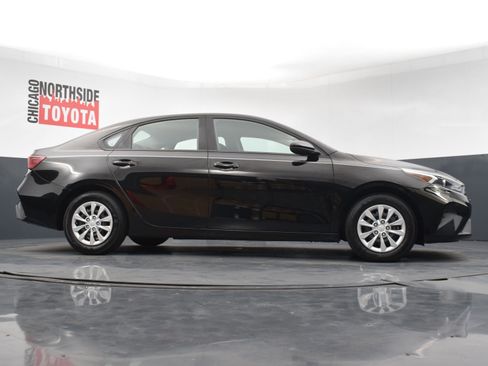 Used 2024 Kia Forte LX FWD image 30