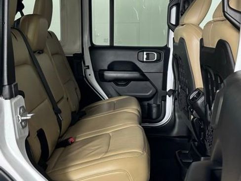 Used 2018 Jeep Wrangler Unlimited Rubicon image 29