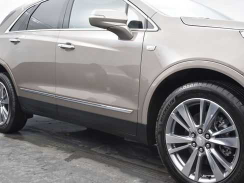 Certified 2023 Cadillac XT5 Premium Luxury w/ Platinum Package image 37