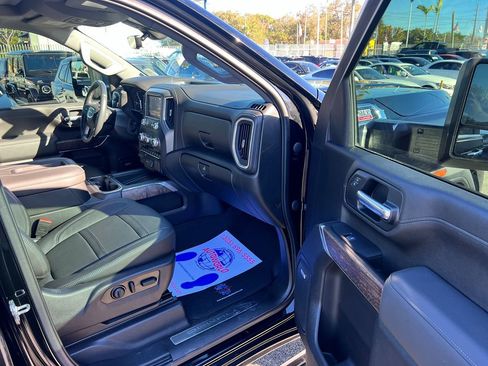 Used 2021 GMC Sierra 2500 Denali w/ Denali Ultimate Package image 21