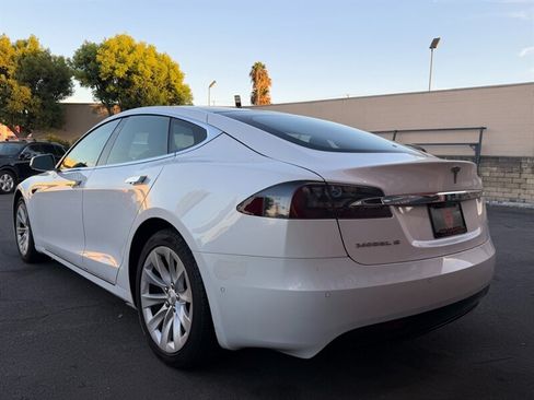 Used 2018 Tesla Model S 75D AWD/4WD image 12