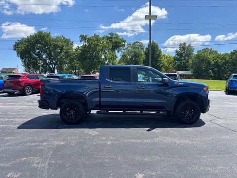 Used 2021 Chevrolet Silverado 1500 Custom Trail Boss AWD/4WD image 6