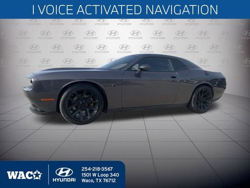Used 2023 Dodge Challenger R/T w/ Plus Package image 5