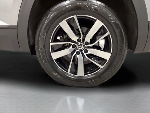 Certified 2023 Volkswagen Atlas SE AWD/4WD image 23
