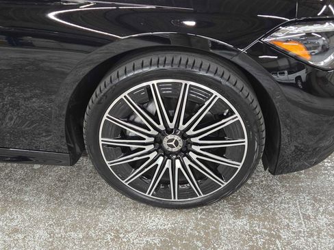 Used 2024 Mercedes-Benz CLE 300 4MATIC Cabriolet image 9